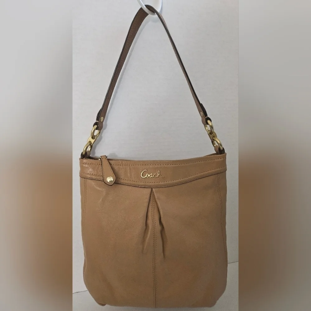 COACH MADISON HIPPIE SHOULDER BAG CAMEL C1381 F20114 - Picture 3 of 10